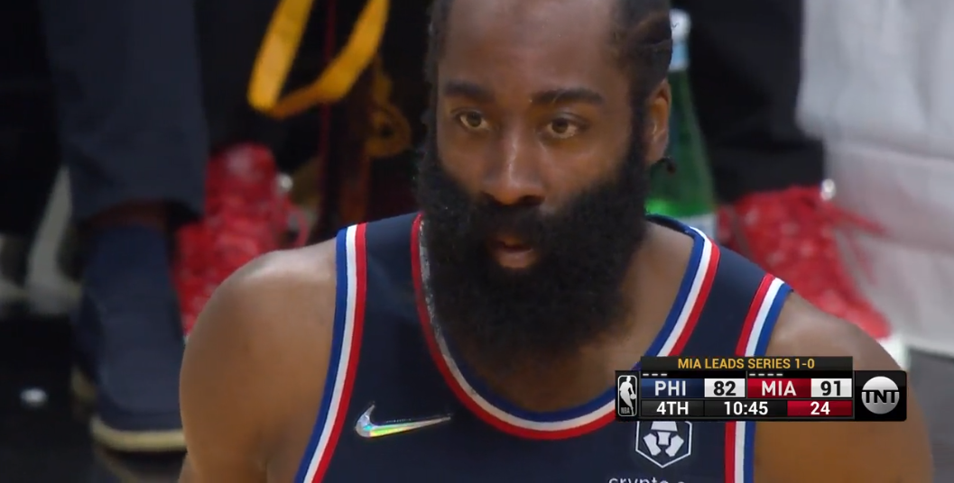 热火队|22+6+12！巴特勒爆发热火2-0，哈登状态低迷，马克西34+3尽力了