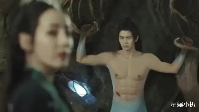 明星|肩膀打玻尿酸,腹肌靠手术,屁股靠垫,明星身上还有啥是真的?