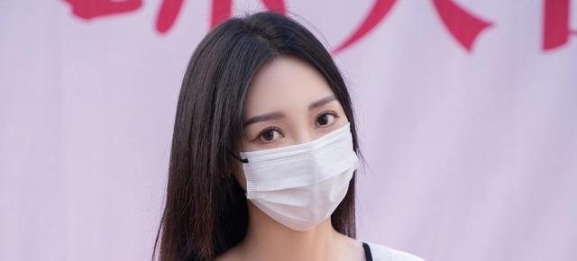 邢菲|“邢捕头”再拍情景喜剧，合作杨超越柳岩，现代版《武林外传》？