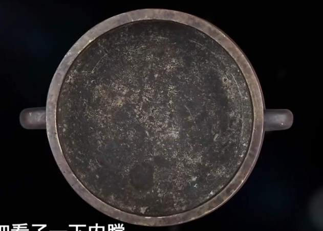 男子痴迷收藏,在朋友圈买一铜炉来鉴宝,自估价8万元