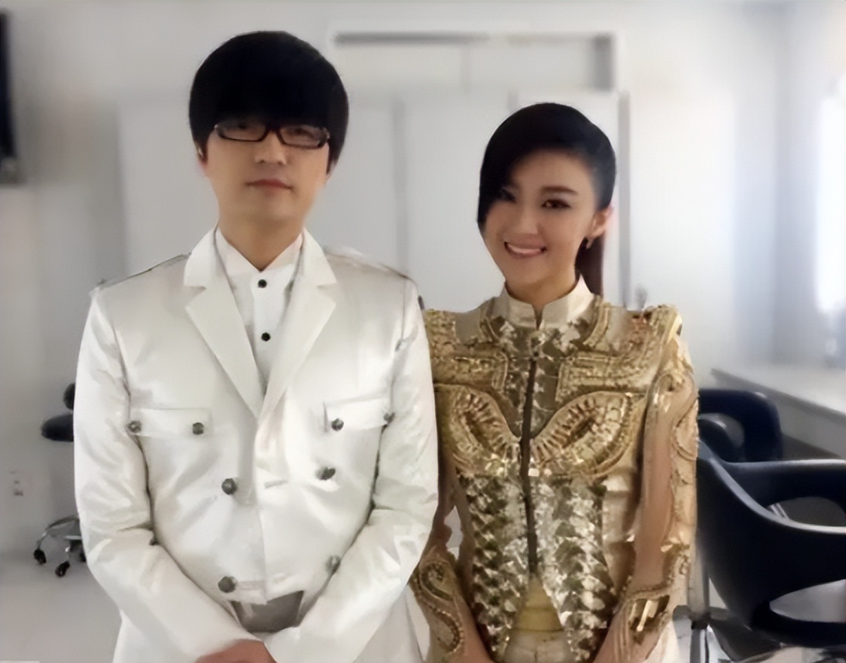 王小玮|离婚4年,再看玖月奇迹王小玮王小海的境遇,夫妻差距一目了然