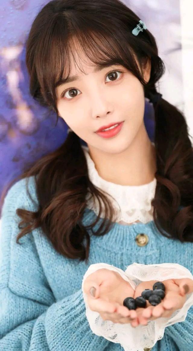 沈月|邻家女孩沈月青春靓丽,貌美如花,楚楚动人