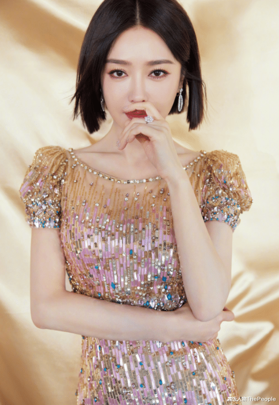 主持人|春晚看点多！秦岚上演女神落泪，马丽“炸毛”了，撒贝宁成亮点王