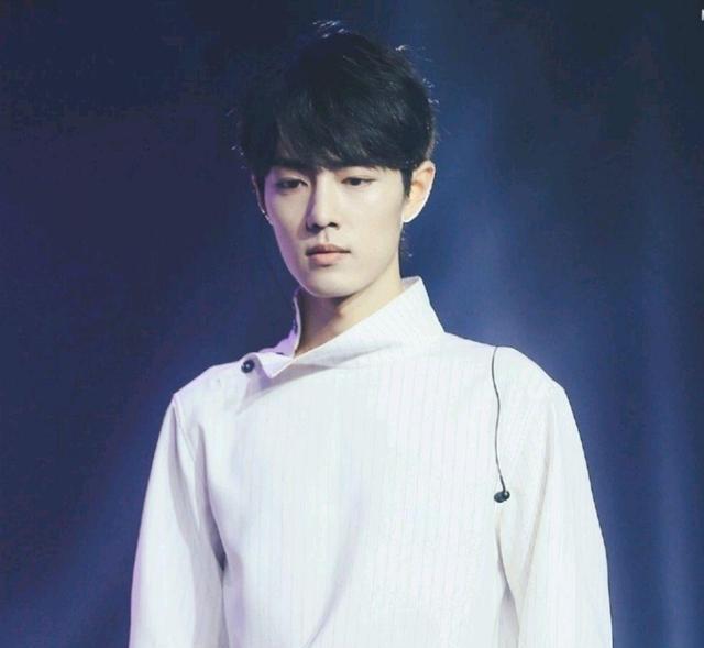 肖战|知情人透露《微博之夜》邀请肖战，安排有节目，官方也进行暗示