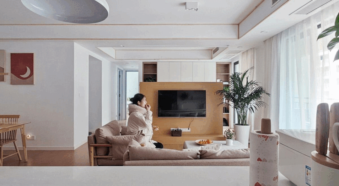 户型改造丨110㎡温馨原木风,开放式厨房+岛台营造开阔视觉效果