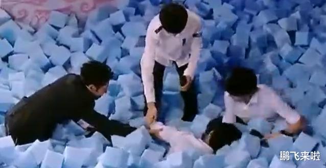 王俊凯|带领组合成名爆红，如今却惨遭资本抛弃，王俊凯到底招惹谁了？