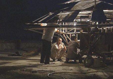 2006年,安徽农民花74万制造UFO,有人把看病钱投给他,结果怎样