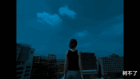 演唱会|娱乐圈越无聊,她直播间里的人就越多