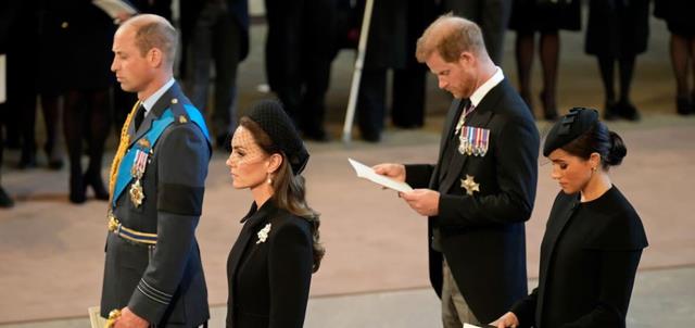 哈里王子|为什么温莎家族可能会将哈里和梅根的纪录片当成“宣战”？