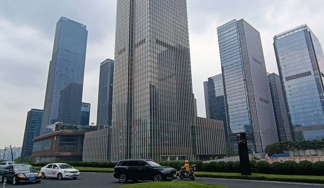 房价|重磅！重庆江北嘴房价跌破一万了？看完这个区域，我当场惊呆了