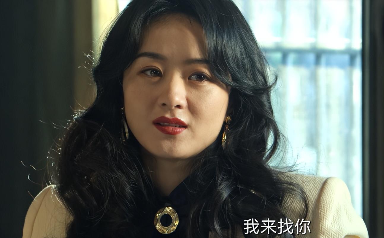 野蛮生长|摇头晃脑,表情狰狞:《风吹半夏》女二,把“演技炸裂”玩出新花样!