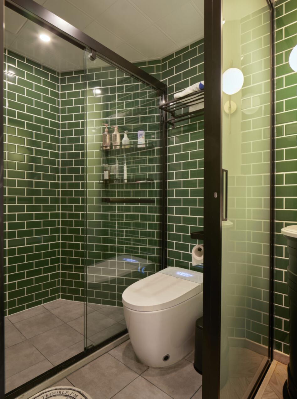 小户型一定要舍弃客厅?她以逆向思维布局,直接多出个衣帽间