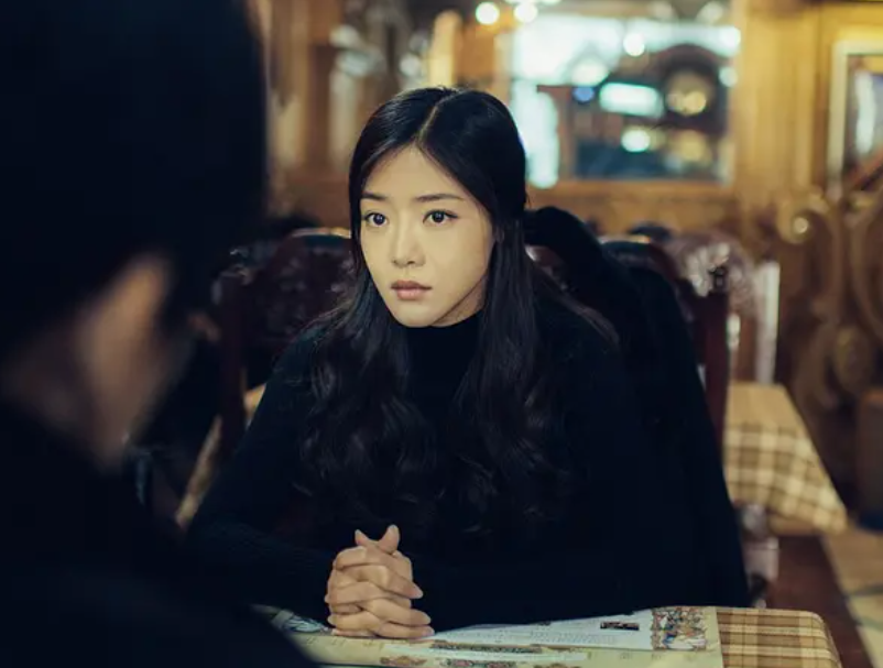 无证之罪|《无证之罪》是真上头,烧脑的同时剧情引入力强,沉浸感十足!