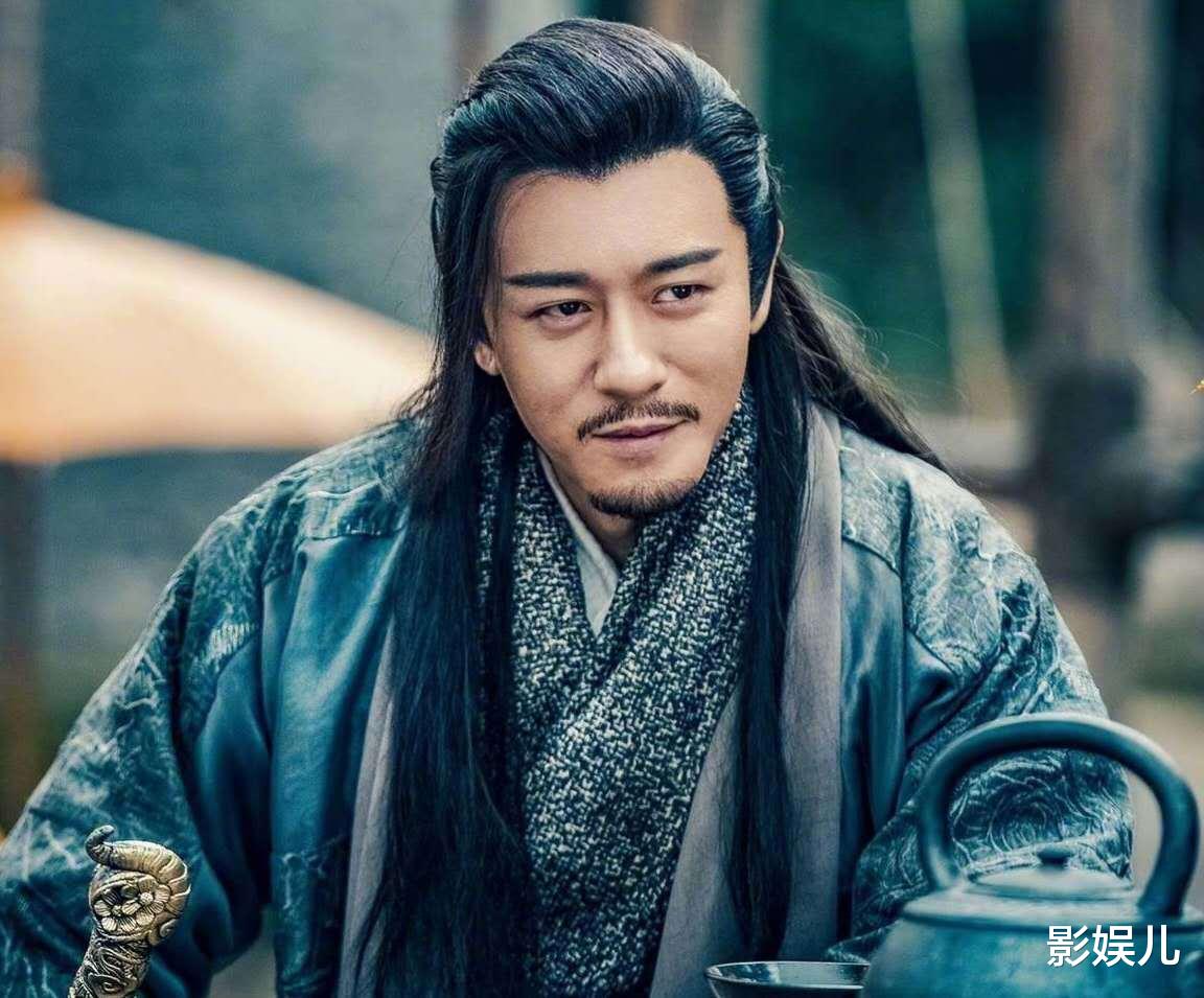 郭麒麟|同是“星二代”,有人凭演技圈粉,有人“强捧不红”让爹妈操碎心