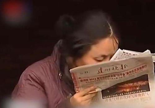 1995年,四川穷老汉花120元买下女大学生,让她与牲畜同住了17年