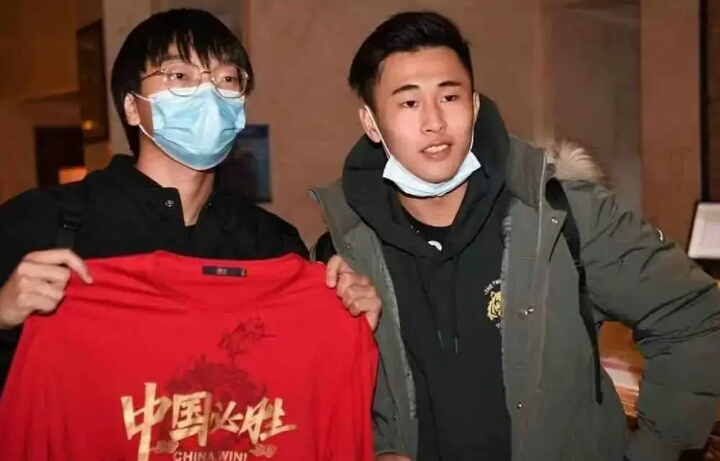 张稀哲|好消息！22岁中核拿到中国护照，有望赶上12强赛，比张稀哲好用