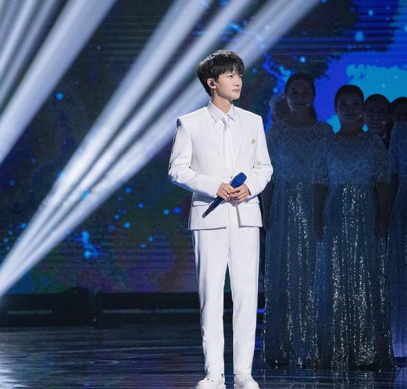 周深|这个时代，不可以没有周深