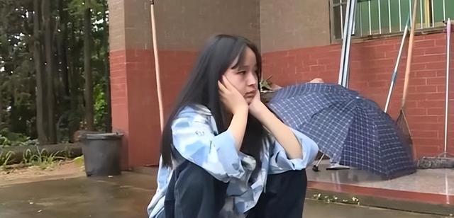 纪实:00后女孩奔现后怀孕,为生计在夜场当公主,丈夫:钱干净吗?