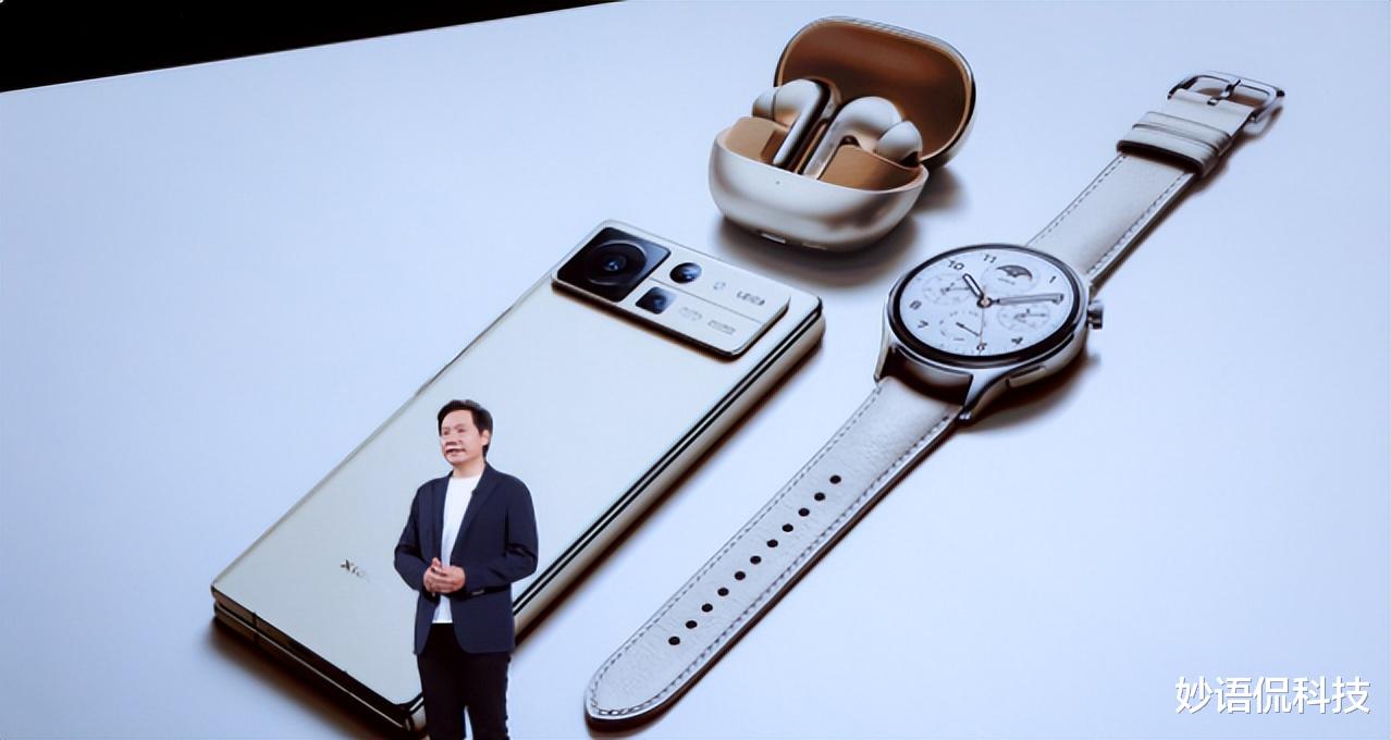 摩托罗拉|小米推出“最齐全”套装，集齐手机、手表和耳机，13999元贵吗？