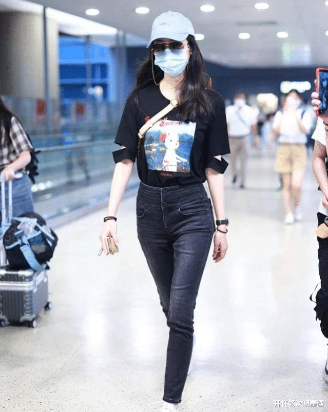 韩雪|“狼牙棒”的紧身牛仔裤,最洒脱的韩雪女神,网友:真完美!