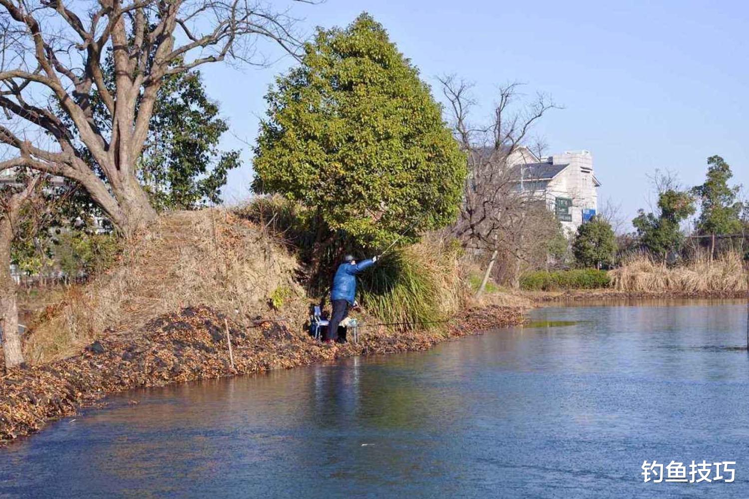 |冬季钓鱼,温度是影响鱼口的主要因素,除此之外,还有哪些因素?