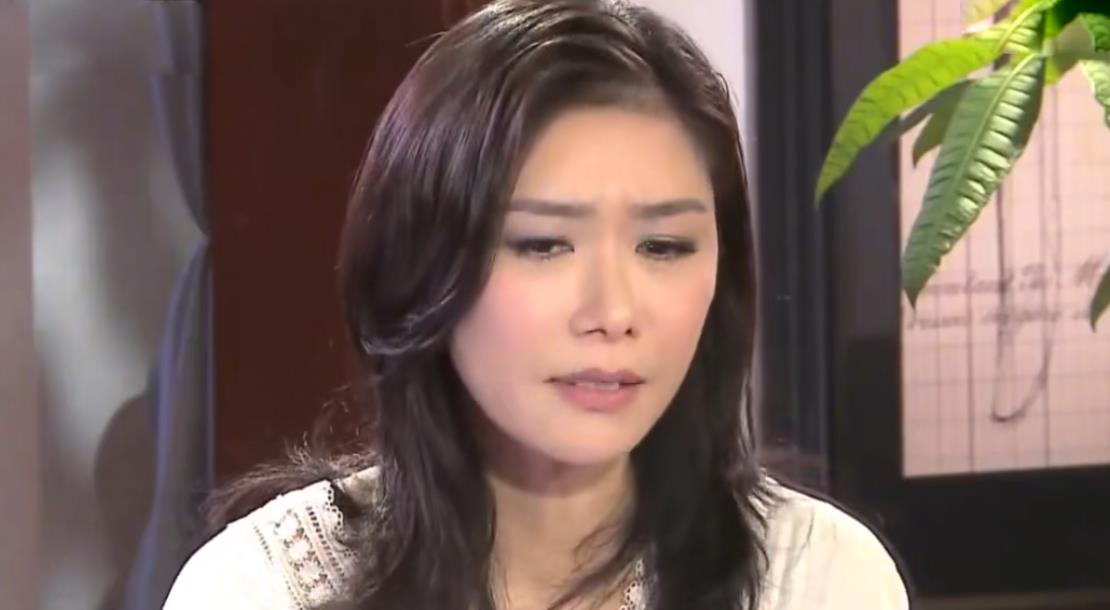 TVB|谁能够想到，戏内风情万种的“万妖女王”，戏外却是伟大的母亲？