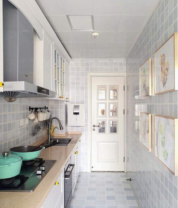 双卫怎么装？老婆把主卫改造成衣帽间，邻居们争相模仿！