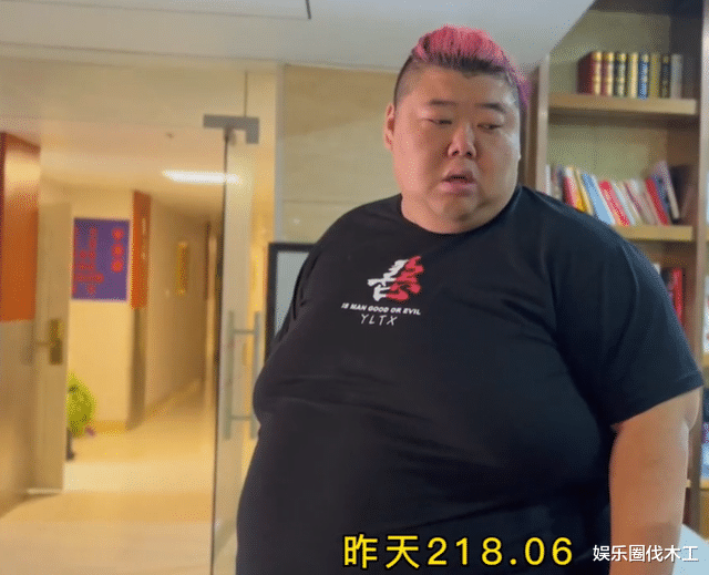短视频 600斤网红胖猴仔再翻车？网友：只是早上多拉了半斤“翔”