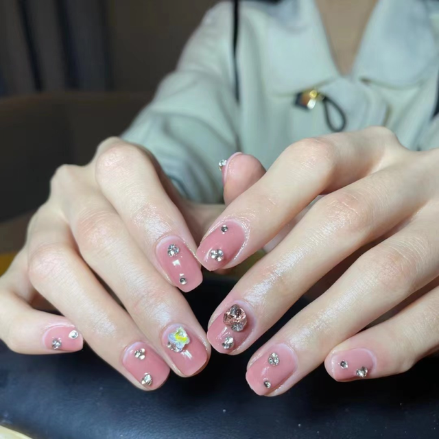 肠胃|开年新经济②|别人过节我赚钱！“上门美甲”一天能接八九单