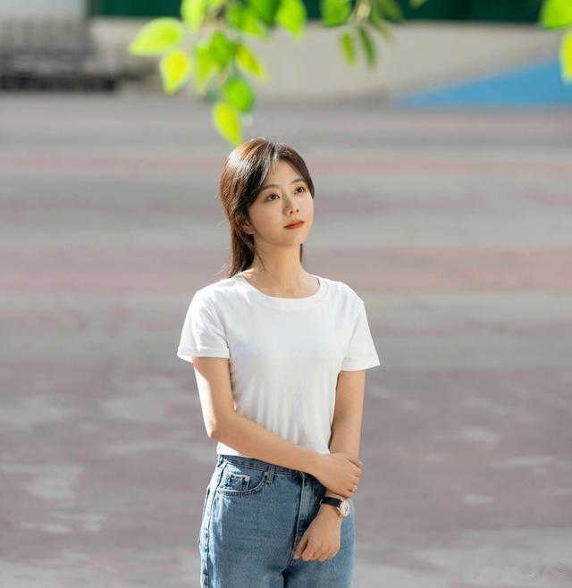 谭松韵|《向风而行》后,谭松韵三部新作蓄势待发,将首次担任电影大女主