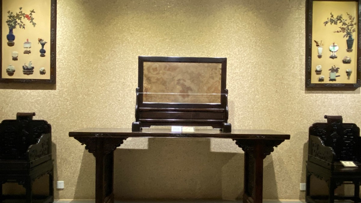 紫檀|观复家具：沉稳大气的紫檀柜、椅和书案