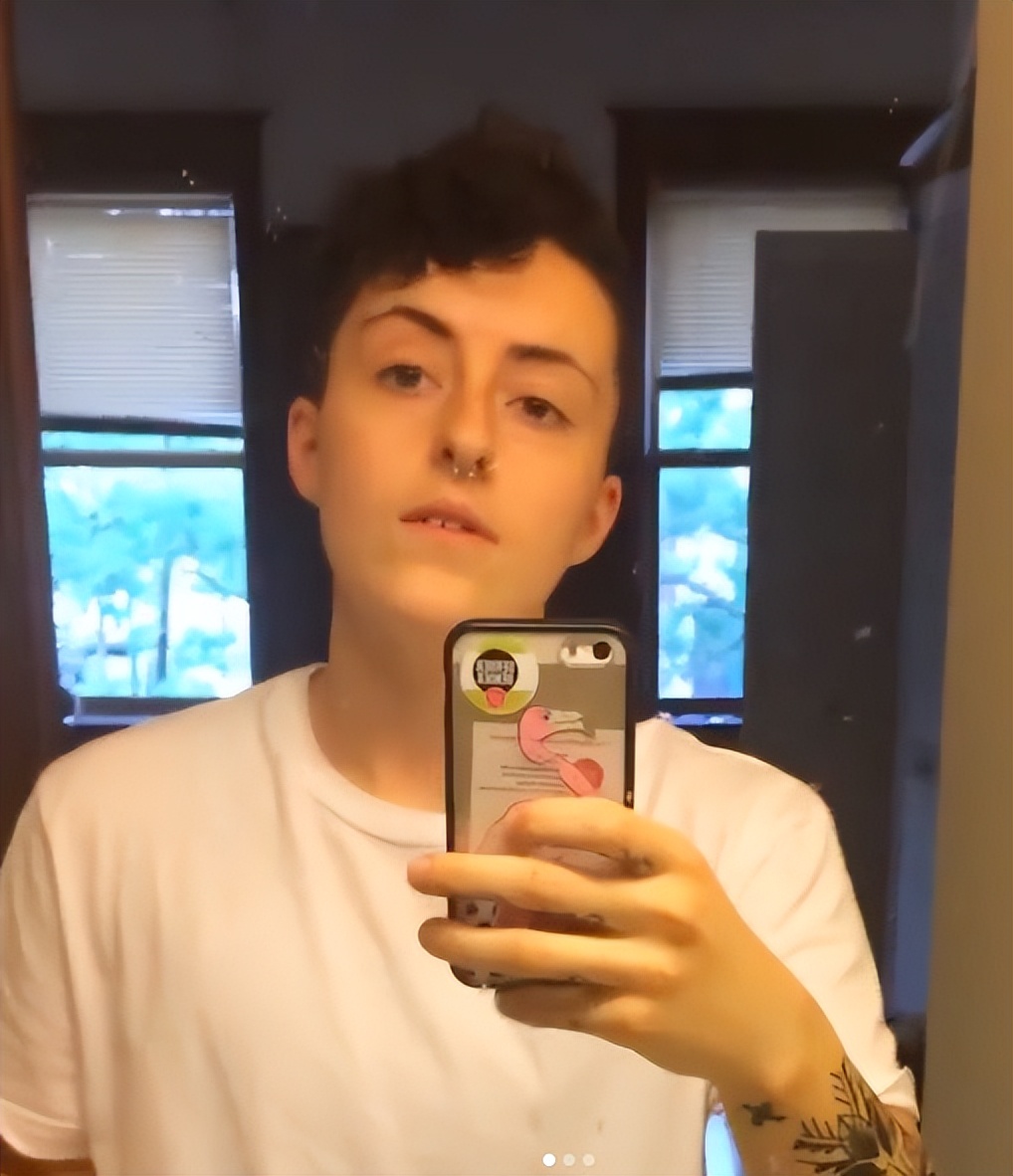 |美国一女子从她,变成他,后来,又再变回她