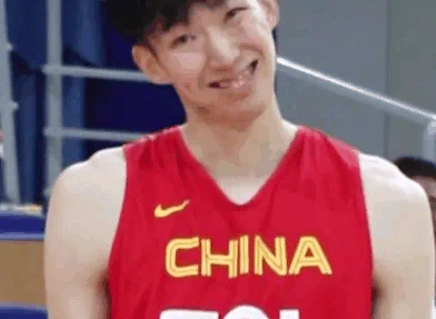 艾灵顿|联盟第一！开始抢人，周琦牛逼了......