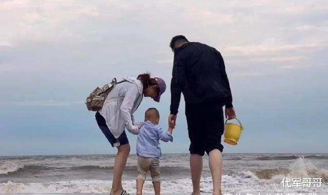 宋丹丹|揭秘宋丹丹儿子巴图与大7岁王博谷的婚姻生活