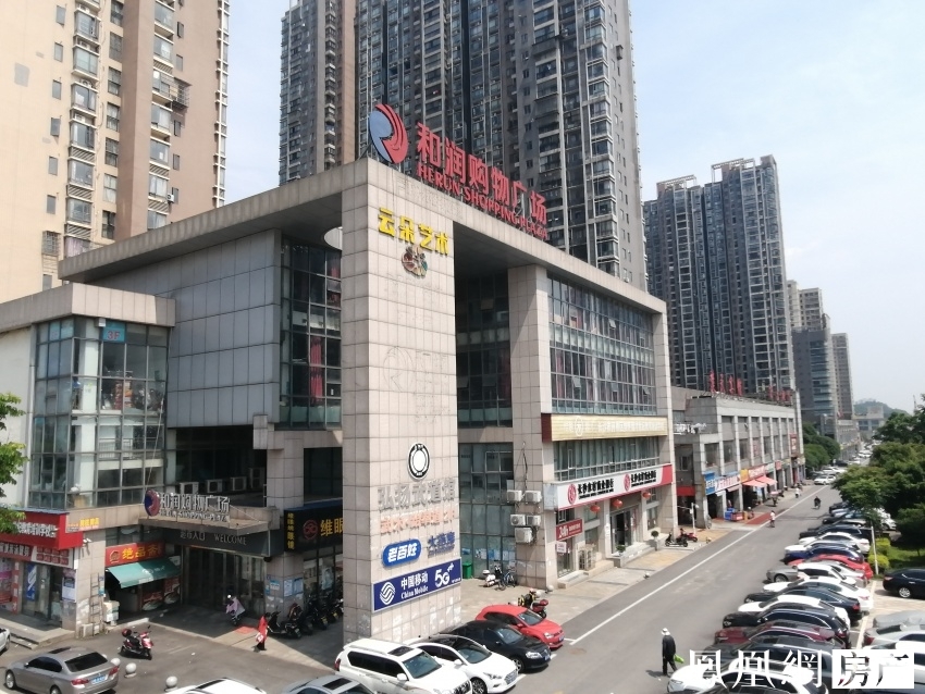 万达广场|实探长沙开福北:毛坯价8字头起 某楼盘曾遭遇停工风波