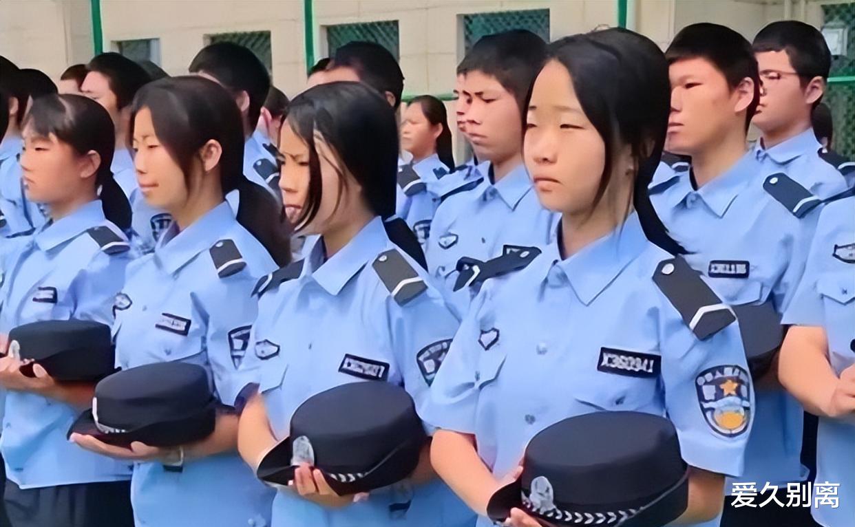保安|这是培养保安的学校？警校“逆向招生”方式火了，引起网友嘲讽