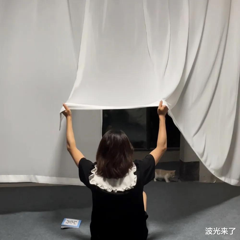 那个挨骂的毛坯房女孩