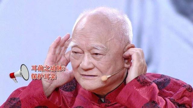 李济仁|国医大师李济仁，50岁患上三高，到了90岁依然精神矍铄，坚持出诊，他有何养生之道？