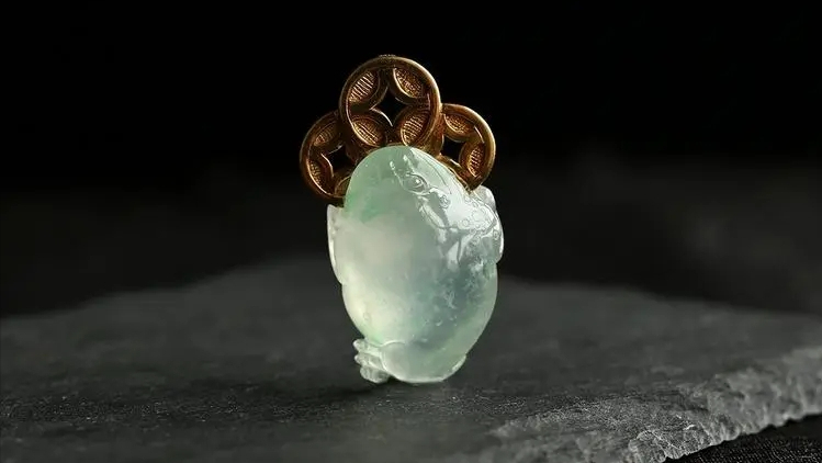 翡翠|翡翠里金蟾的寓意