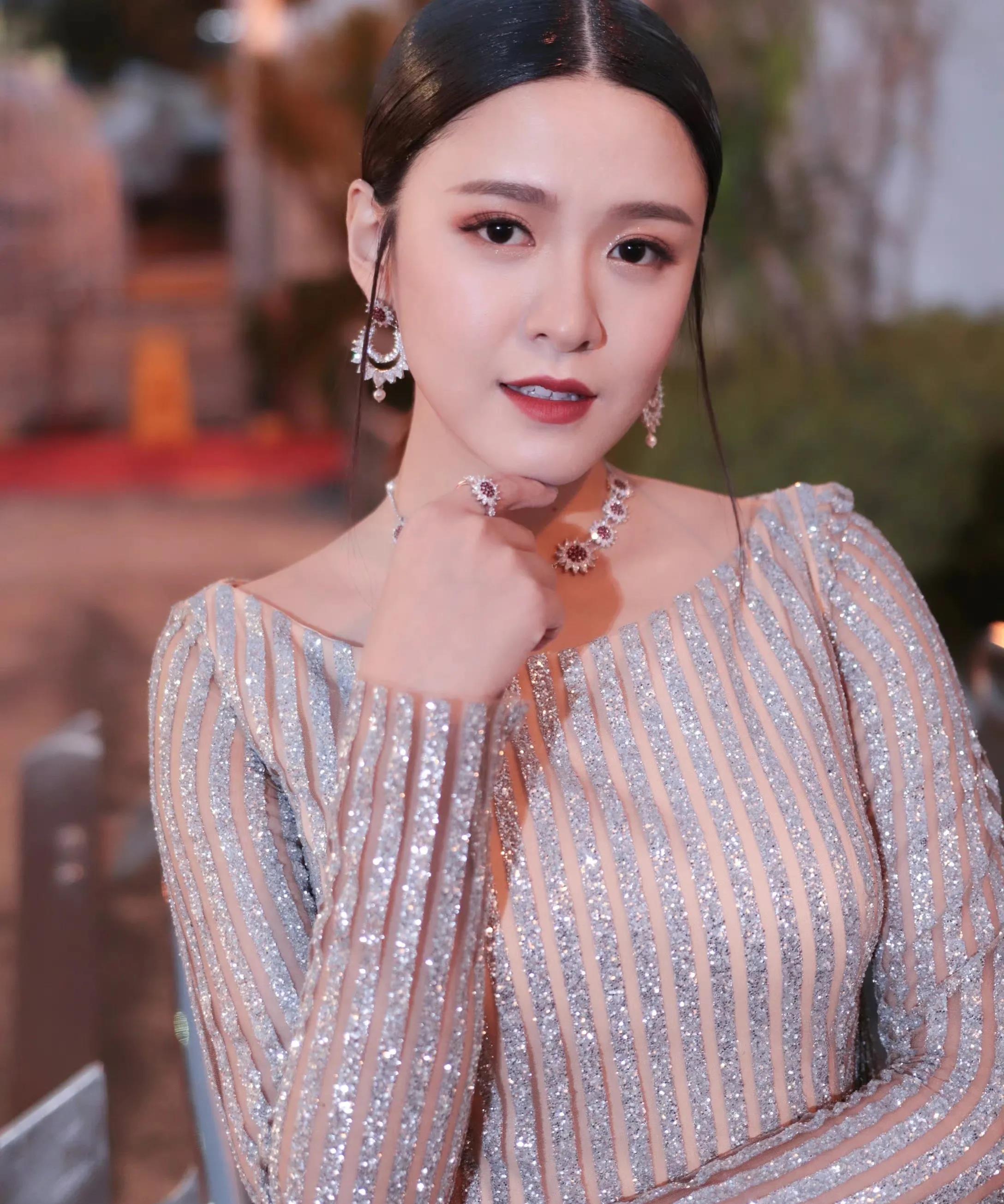 TVB|娱乐记忆 | 没了爱情 事业再出发 江嘉敏