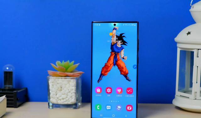 三星|10倍光变！美学工艺+4nm+5000mAh+2K直屏，三星机皇名不虚传