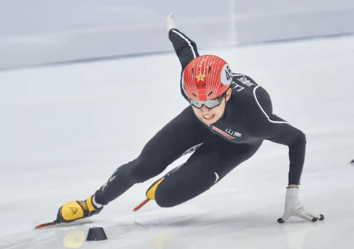 短道速滑|丑闻！中国短道速滑世界冠军人设崩塌，出卖队友＋引诱女粉丝爆照