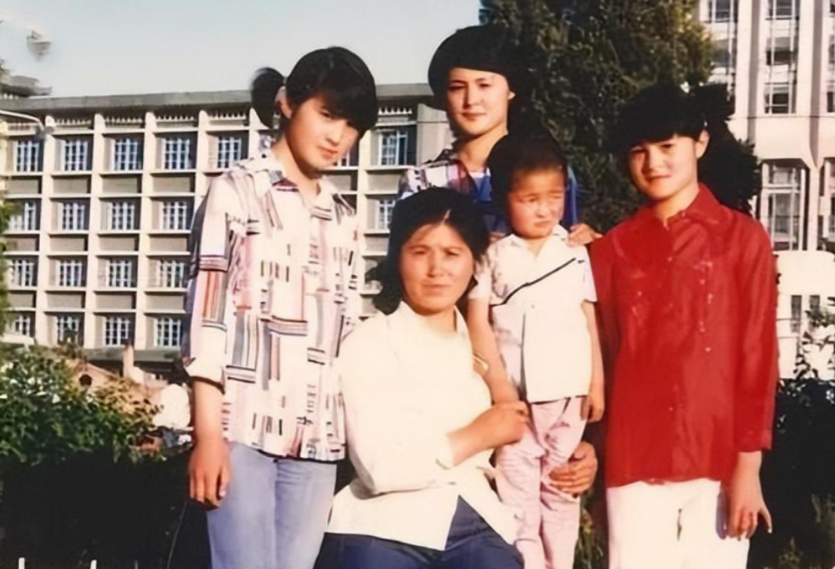 于月仙|演员于月仙：无儿无女去世1年后，丈夫张学松的选择让人泪目