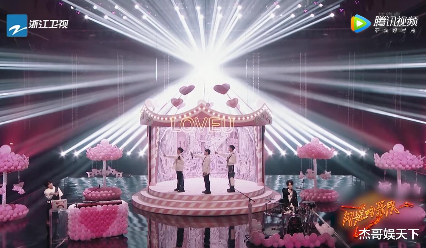 闪光的乐队|《闪光的乐队》六公:2队输在选曲,1队输在失误,只有1队意难平