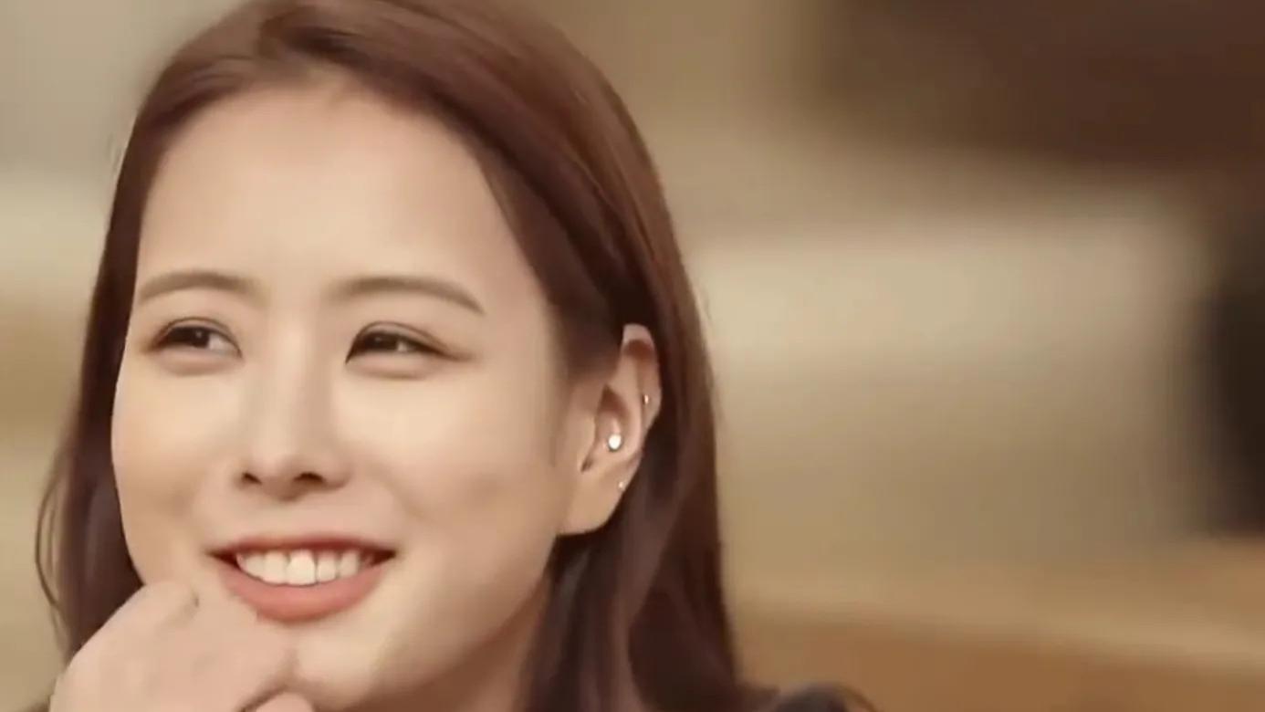 恋爱捕手4|《恋爱捕手4》看点十足，3位男嘉宾同时喜欢上女3，女2果敢出击