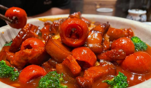 穷游|青岛一家三口在山西古镇景区,点了4个招牌菜,结账时不敢相信