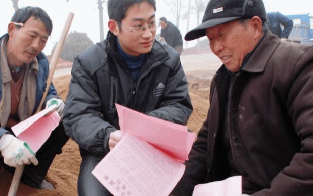 招聘|2023乡镇公务员招聘来了,年综合收入7万以上,大专生也能报名