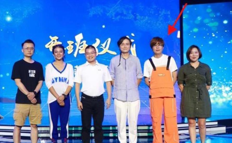 欣然|好丢撵!桑欣然活动现场被强制执行,1分钟筹20万,悔拒:别抓我