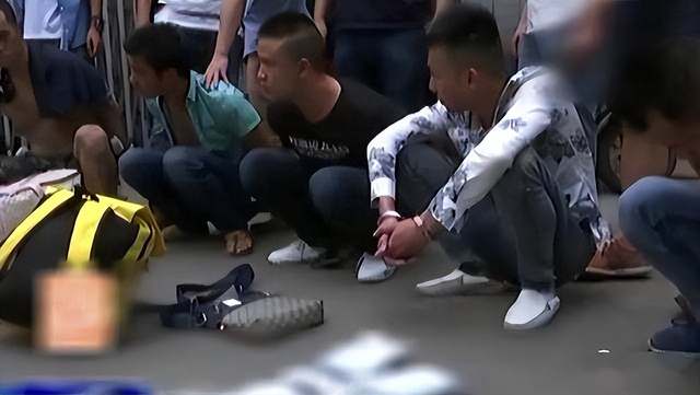 湖南女毒枭带全村贩毒,被判死刑很平淡:我的故事比"红蜘蛛"精彩