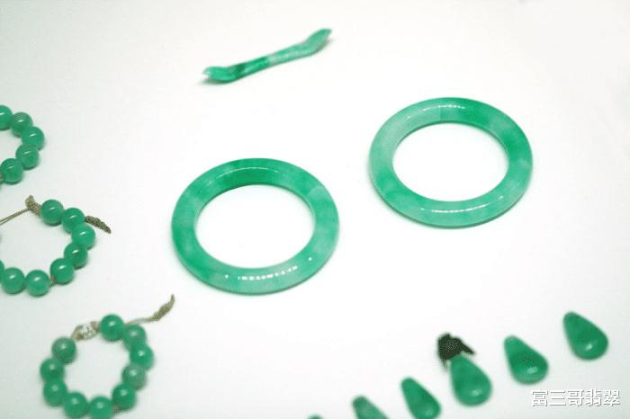 翡翠|「吴中博物馆」珍藏的整套晚清翡翠,打破大众对老翡翠的固有认知